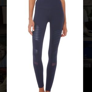Alo Yoga Navy Moto leggings